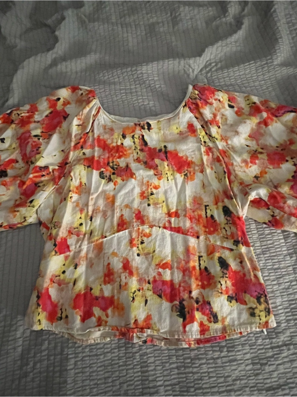 DKNY Women’s Medium Abstract Floral Print Puff Sleeve Blouse